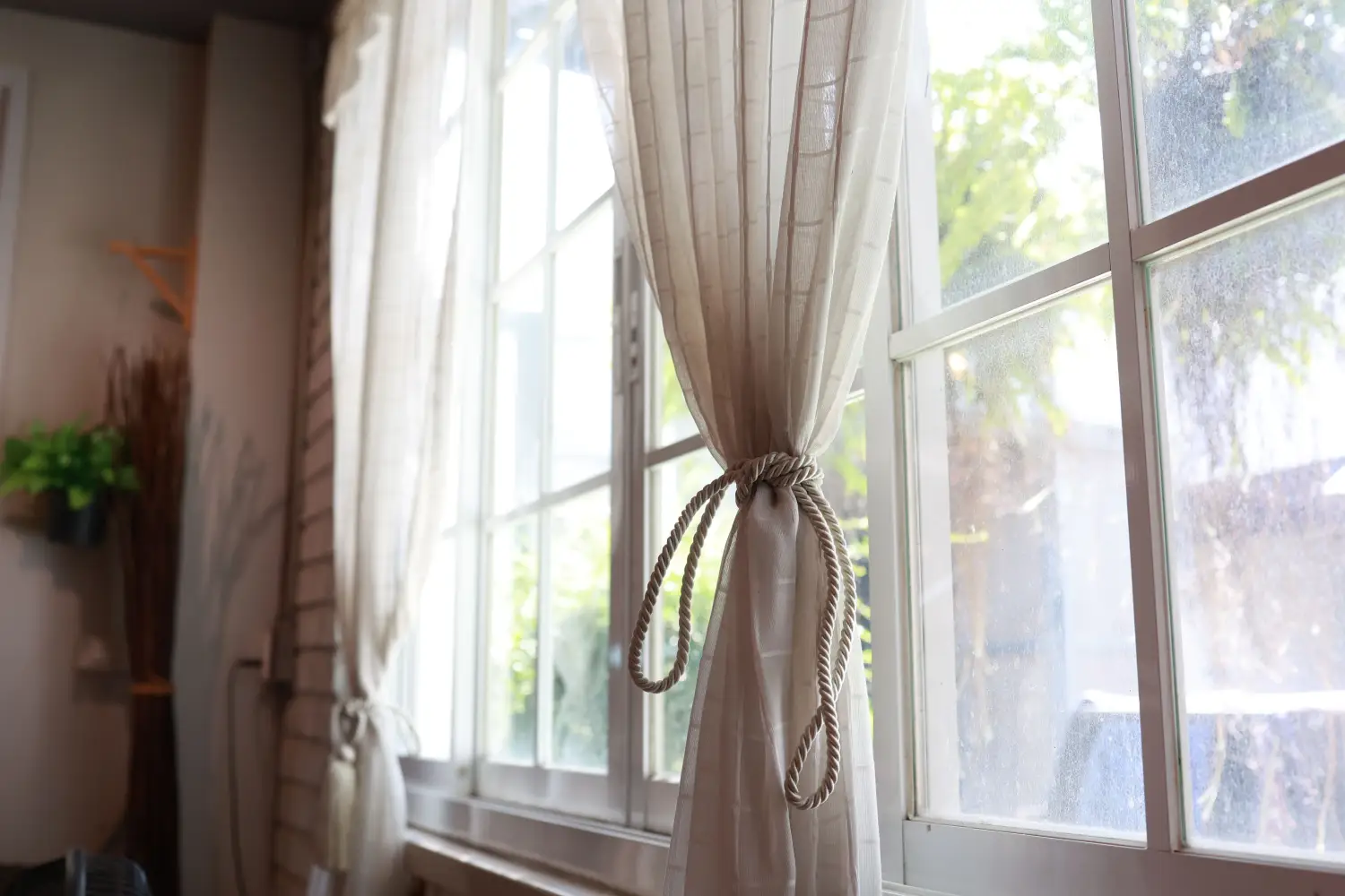 The Curtain Measuring Error That Shrinks Your Windows