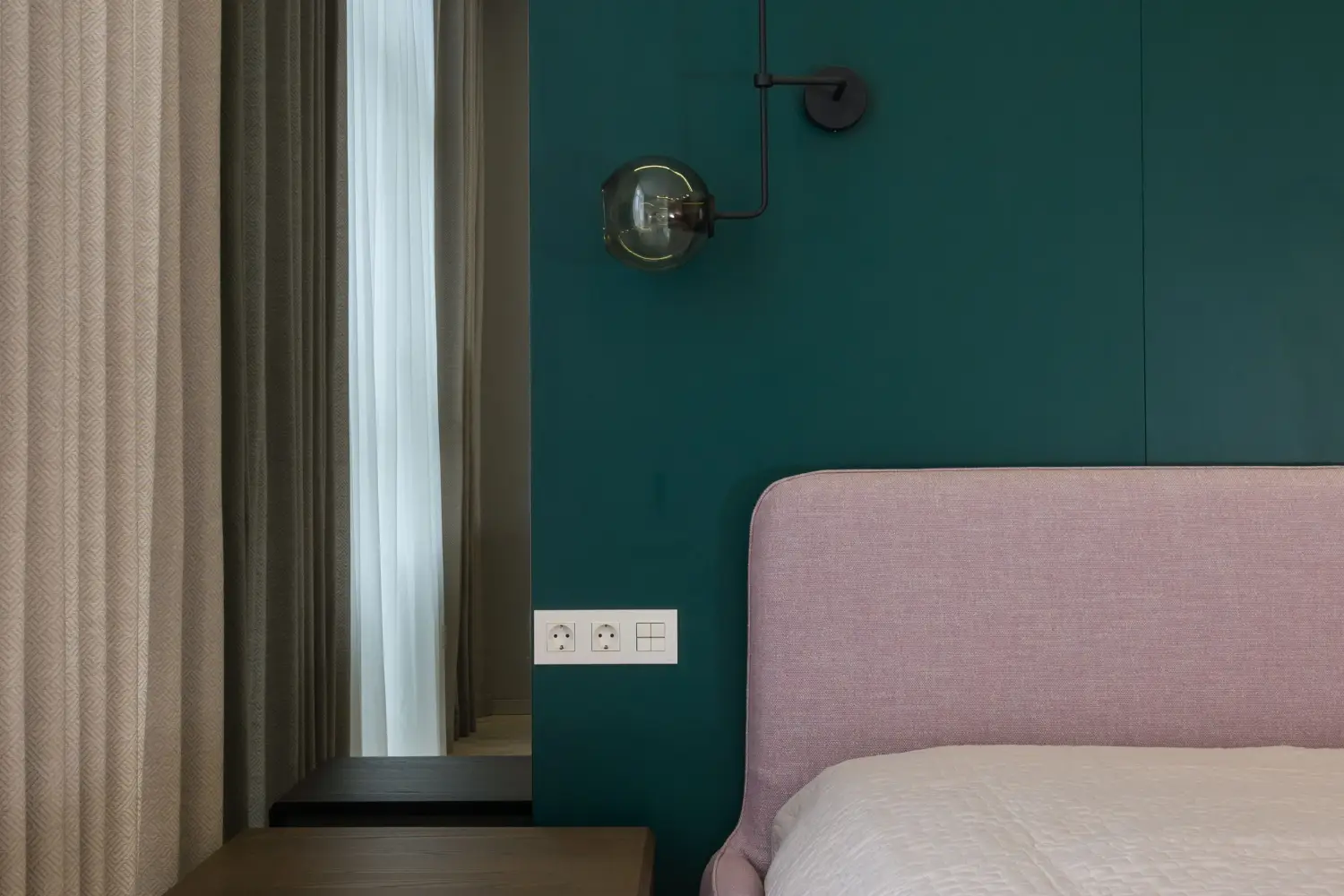 5 Small Room Color Mistakes That Cut Your Space in Half