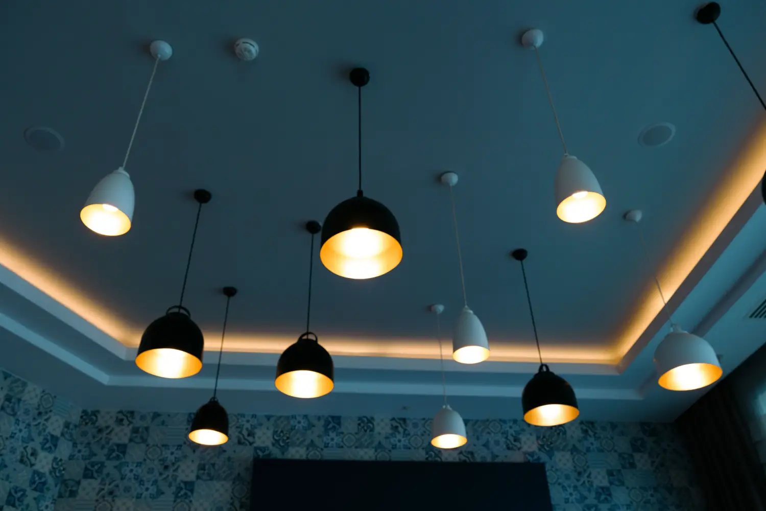 Flush or Semi-Flush? How to Pick the Correct Ceiling Light