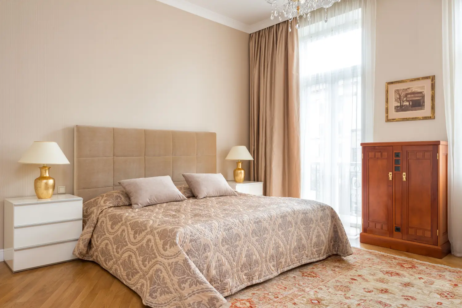 Rug Sizing for a King Bed: Under or Beside?