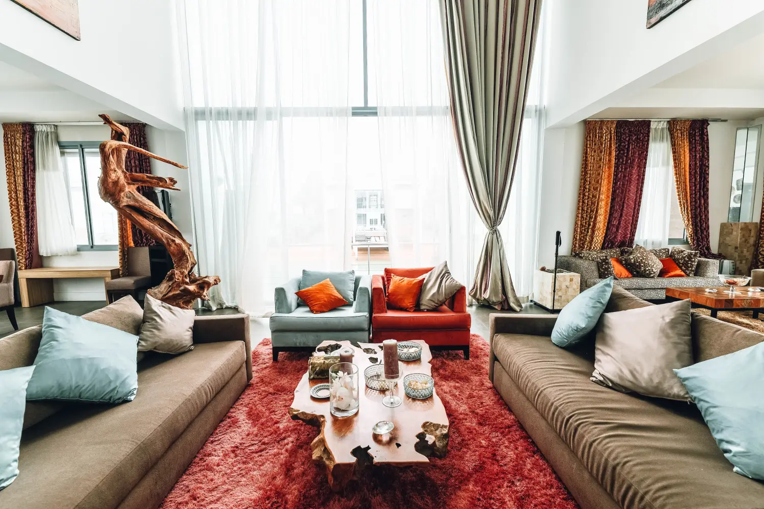 The Scale Rule That Makes Large Furniture Work in Living Rooms