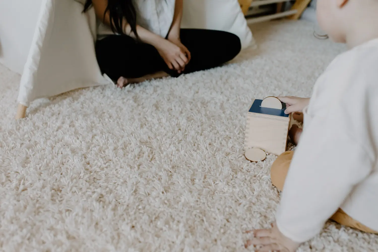 Is Wool Warmer Than Nylon Carpet? Softness & Sound Decoded