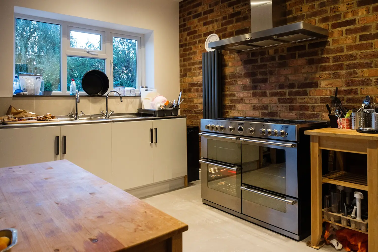 Work Triangle or Kitchen Zones: Which Layout Actually Works?